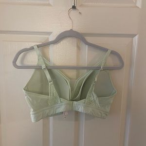 Auden NWOT. Bra XL.
